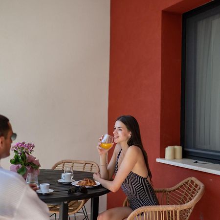 Thalias Quarters - Kalamata Mediterranean Villas Екстер'єр фото